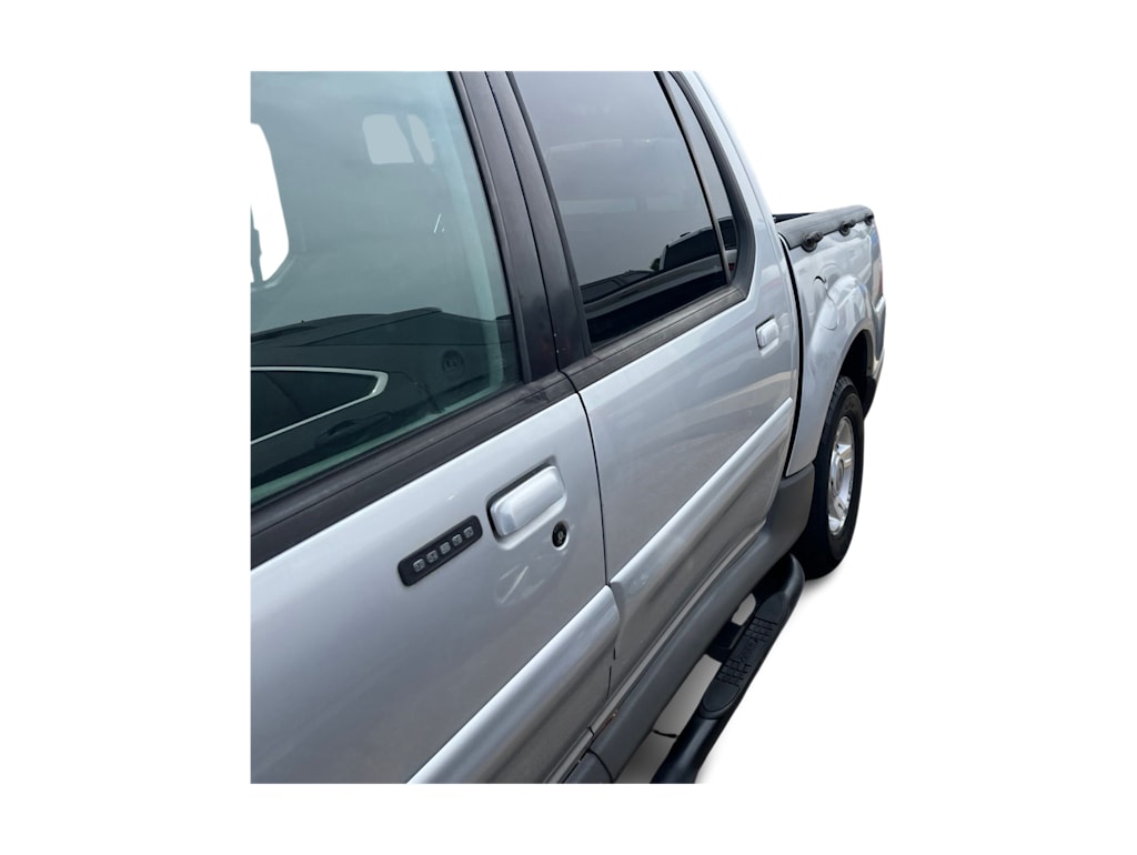 Thumbnail: 2001 Ford Explorer Sport Trac - 17