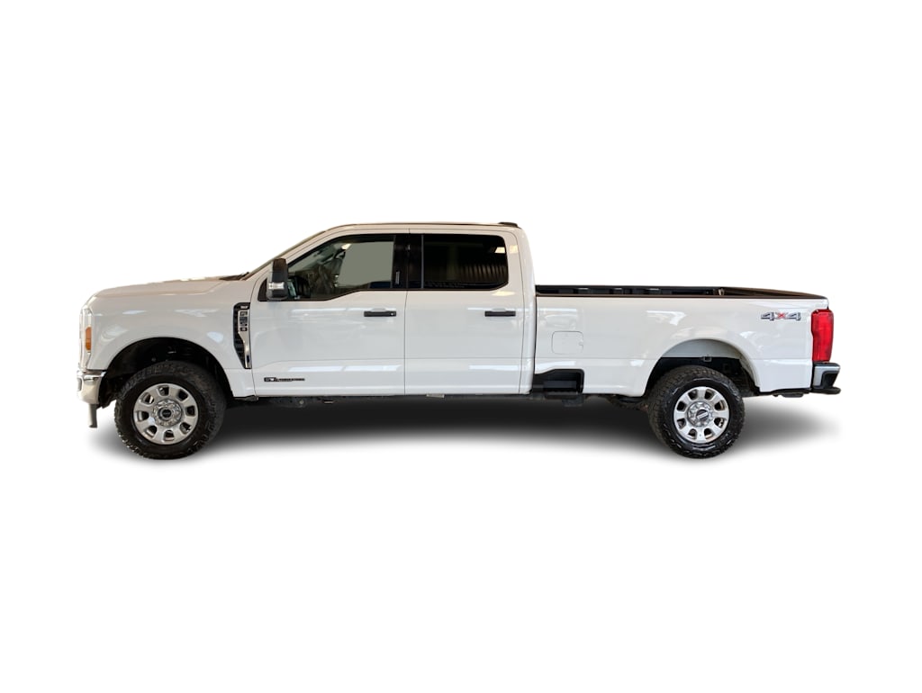 Thumbnail: 2023 Ford F-250 - 3
