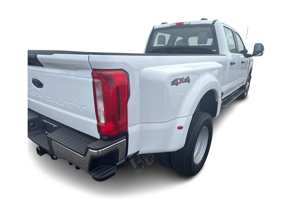 Thumbnail: 2026 Ford F-350 - 26