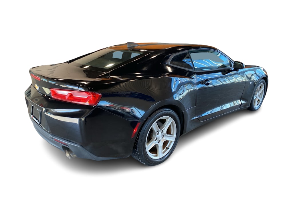 Thumbnail: 2016 Chevrolet Camaro - 16
