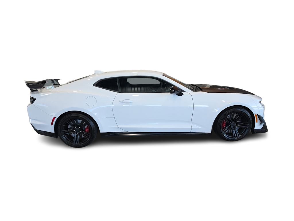 Thumbnail: 2020 Chevrolet Camaro - 16