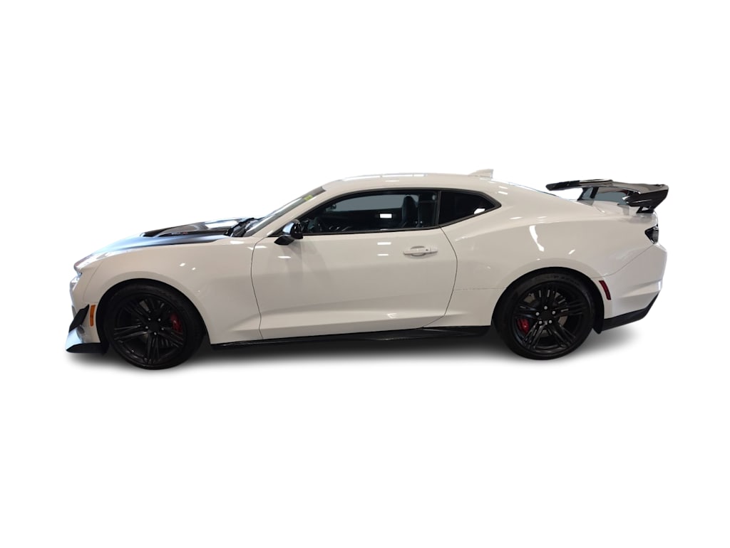 Thumbnail: 2020 Chevrolet Camaro - 3