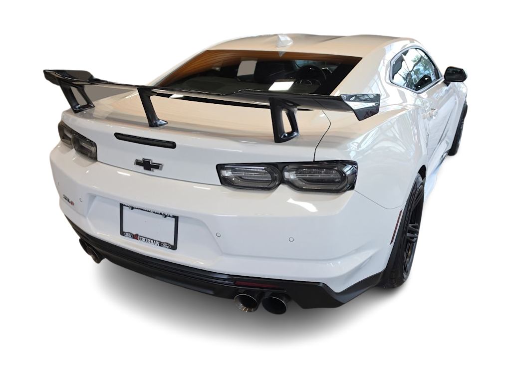 Thumbnail: 2020 Chevrolet Camaro - 18