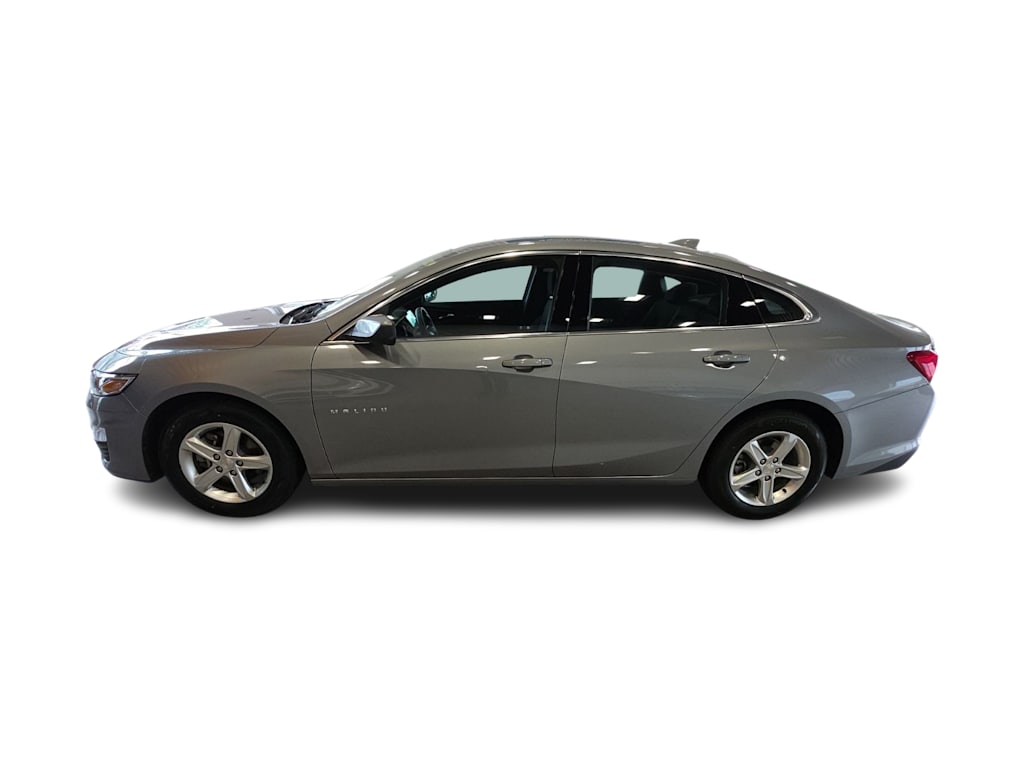 Thumbnail: 2024 Chevrolet Malibu - 3