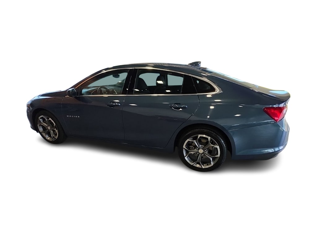 Thumbnail: 2024 Chevrolet Malibu - 3