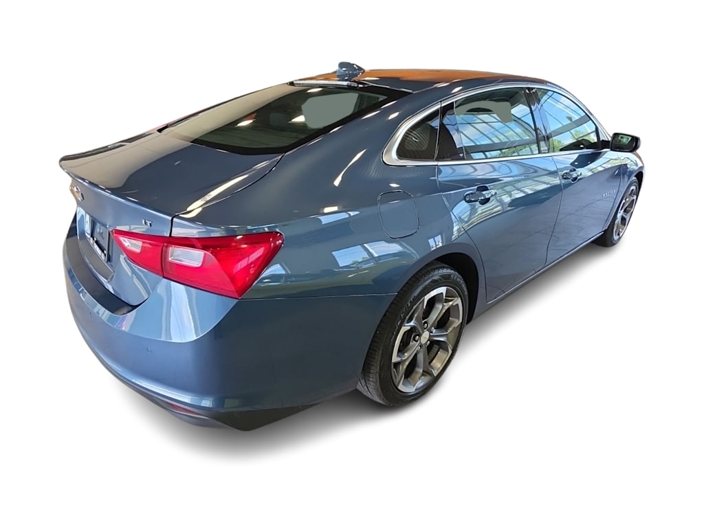 Thumbnail: 2024 Chevrolet Malibu - 17