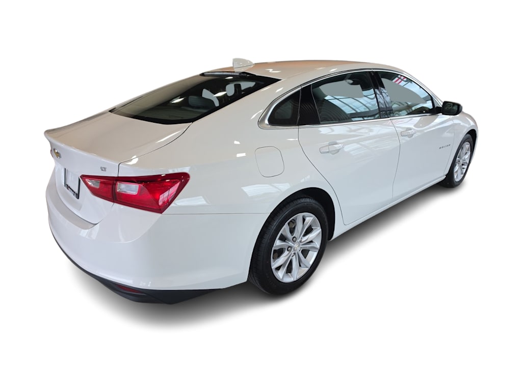 Thumbnail: 2023 Chevrolet Malibu - 17