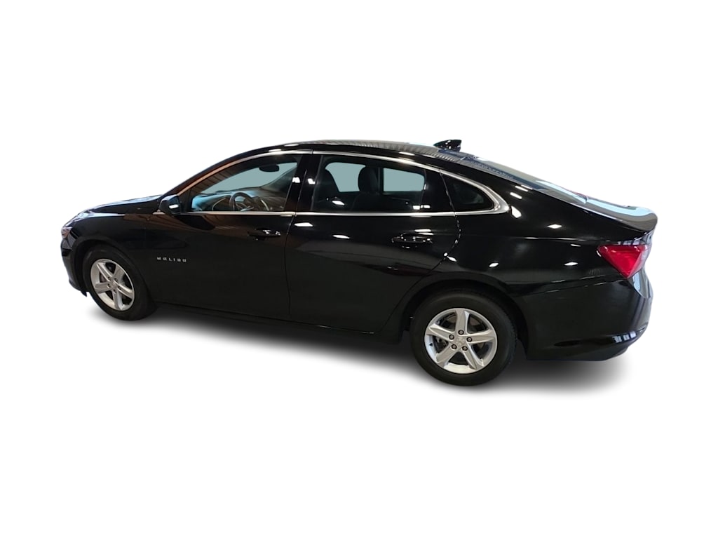 Thumbnail: 2024 Chevrolet Malibu - 3