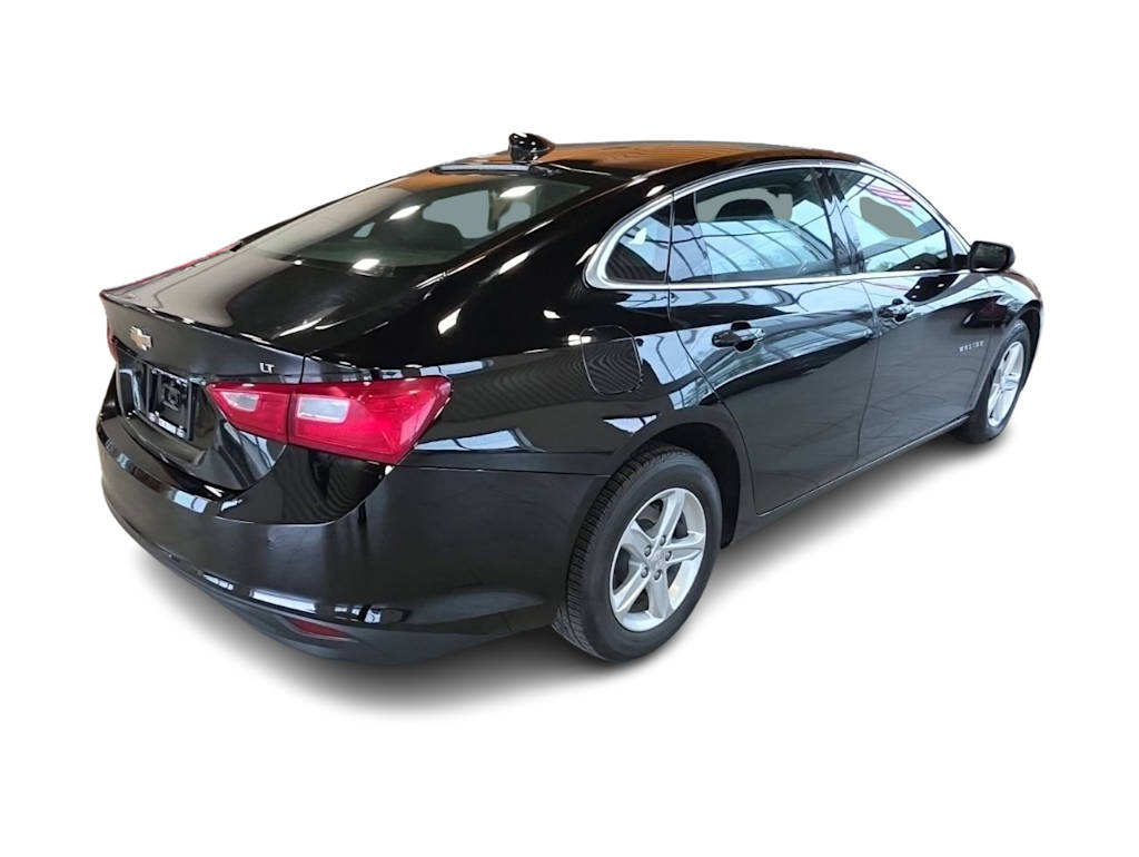 Thumbnail: 2024 Chevrolet Malibu - 17