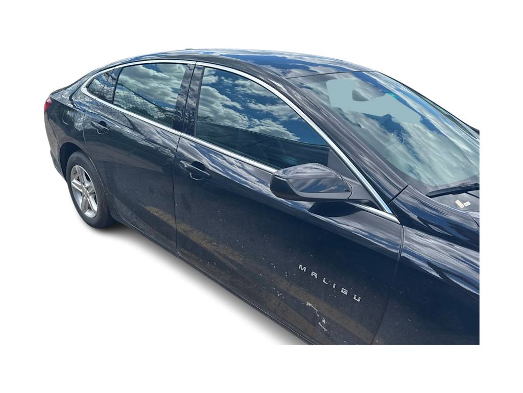 Thumbnail: 2023 Chevrolet Malibu - 3