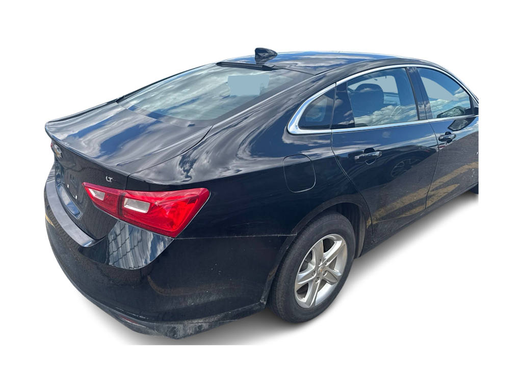 Thumbnail: 2023 Chevrolet Malibu - 15