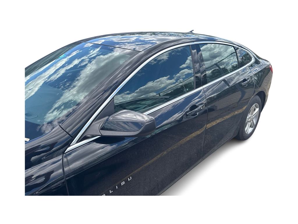 Thumbnail: 2023 Chevrolet Malibu - 2
