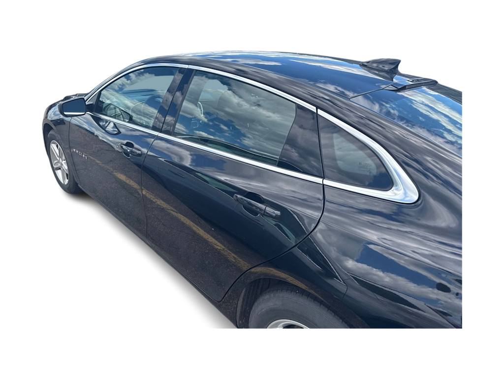 Thumbnail: 2023 Chevrolet Malibu - 18