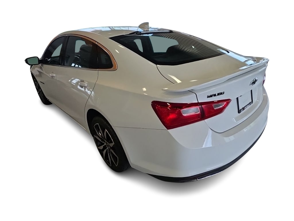 Thumbnail: 2022 Chevrolet Malibu - 4
