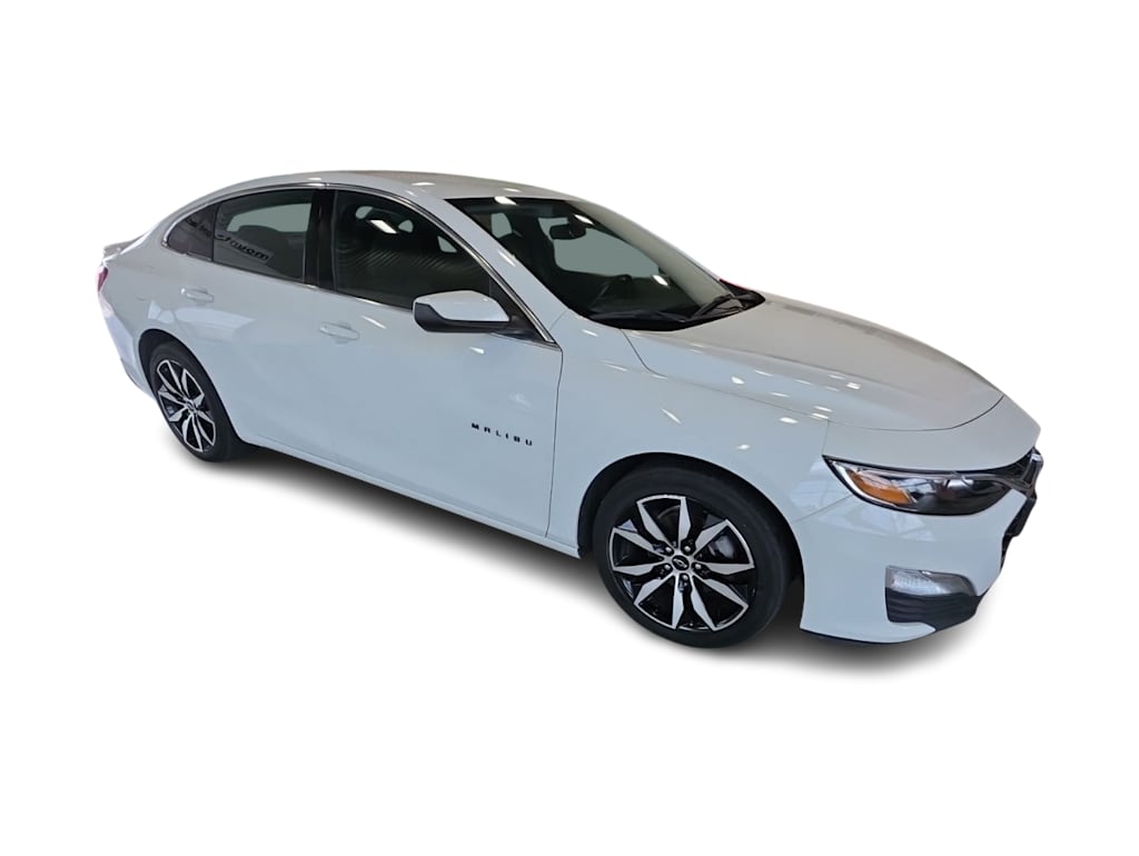 Thumbnail: 2022 Chevrolet Malibu - 16