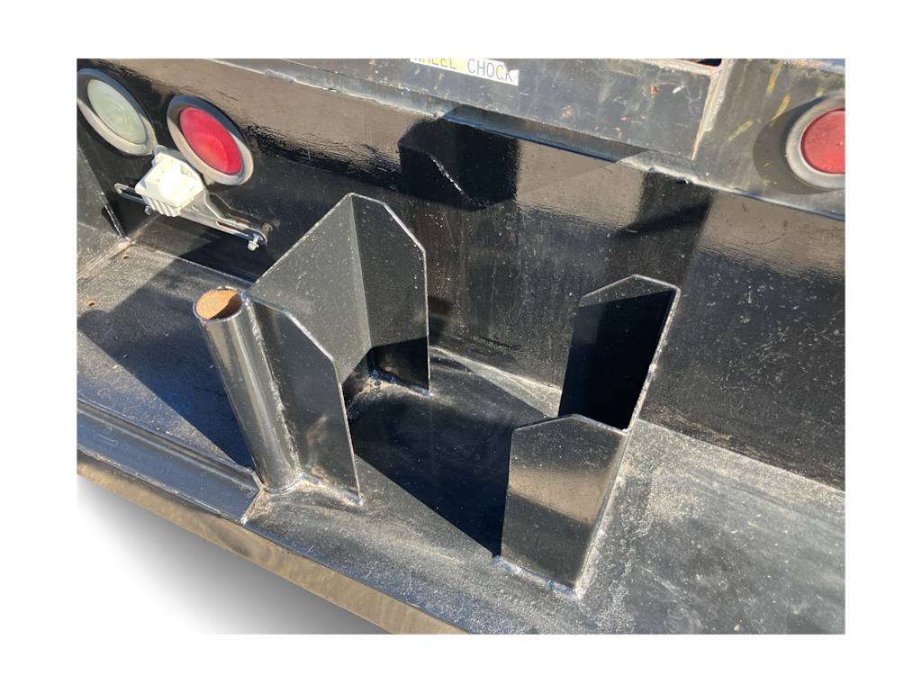 Thumbnail: 2011 Chevrolet Silverado 3500 - 3