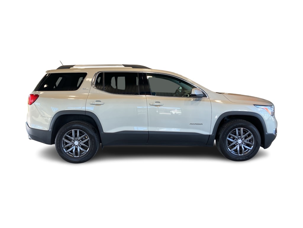 Thumbnail: 2017 GMC Acadia - 16