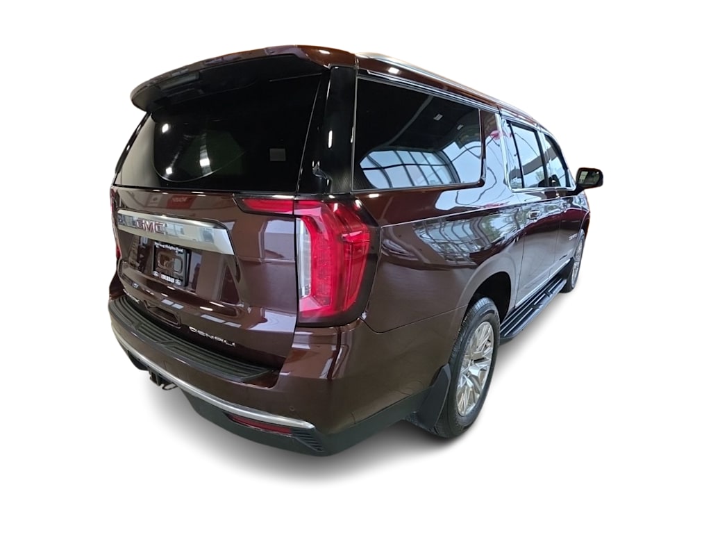 Thumbnail: 2023 GMC Yukon XL - 17