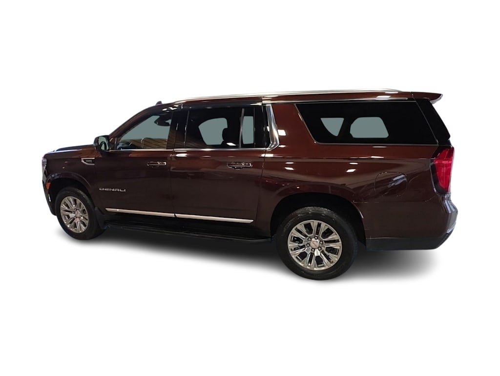 Thumbnail: 2023 GMC Yukon XL - 3