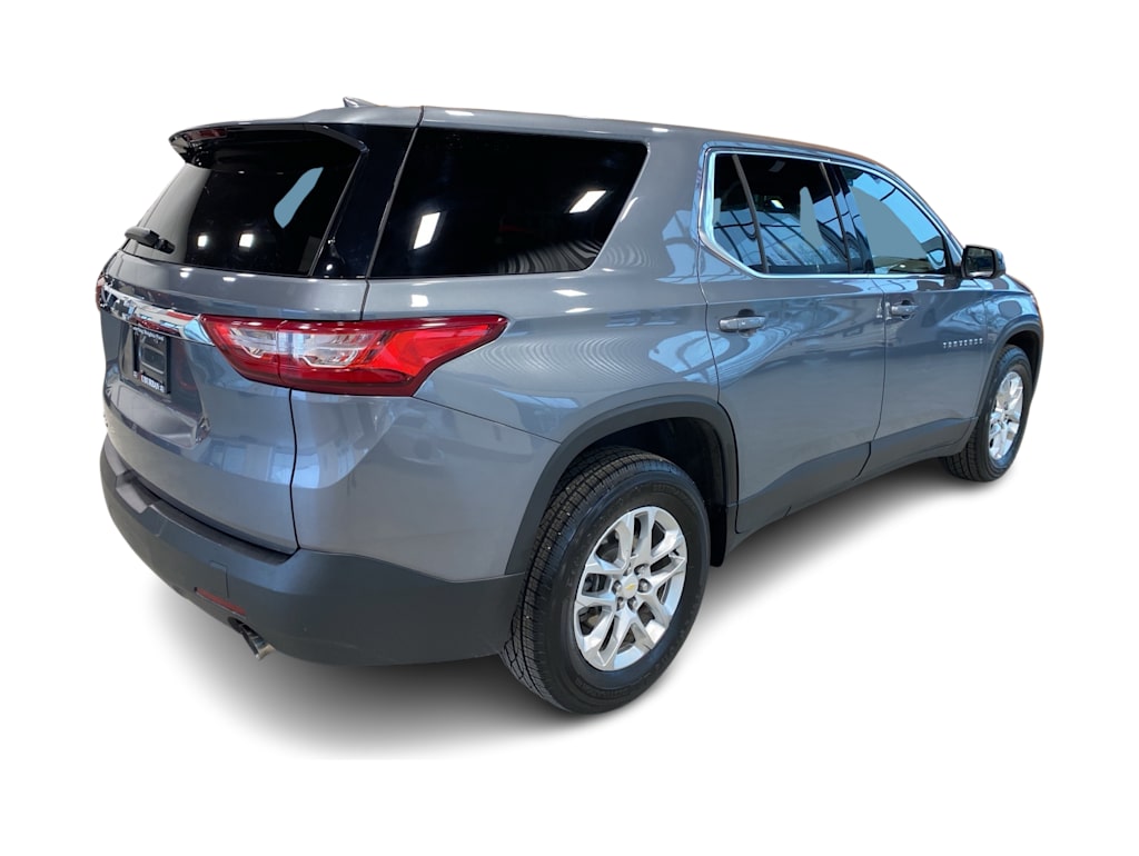 Thumbnail: 2021 Chevrolet Traverse - 15