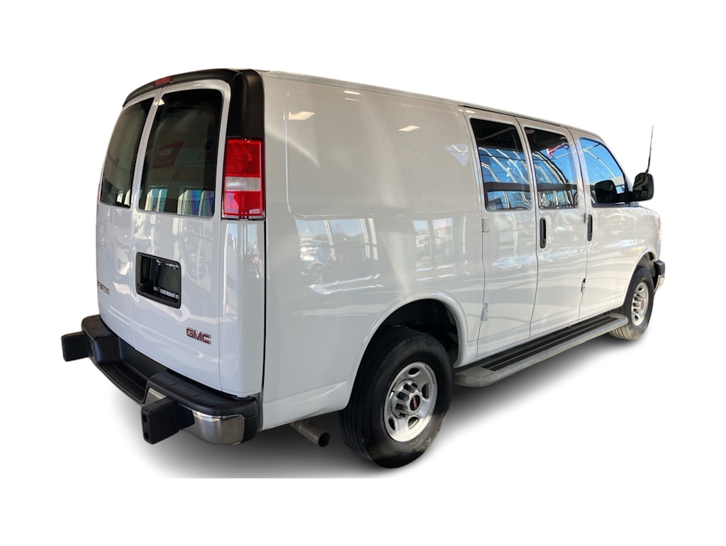 Thumbnail: 2024 GMC Savana - 12