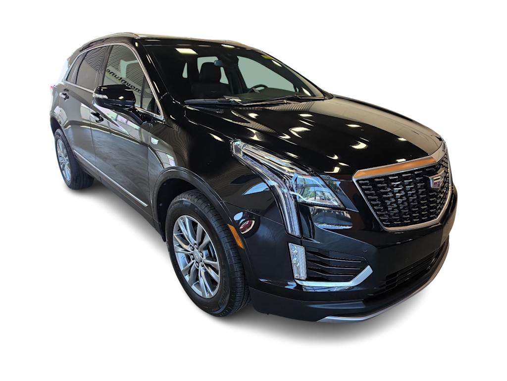 Thumbnail: 2022 Cadillac XT5 - 16