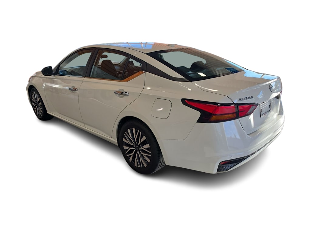 Thumbnail: 2025 Nissan Altima - 20