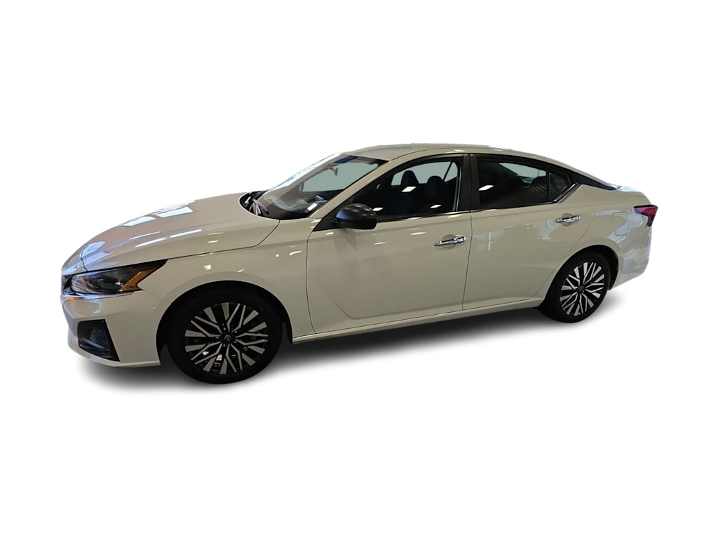Thumbnail: 2025 Nissan Altima - 22