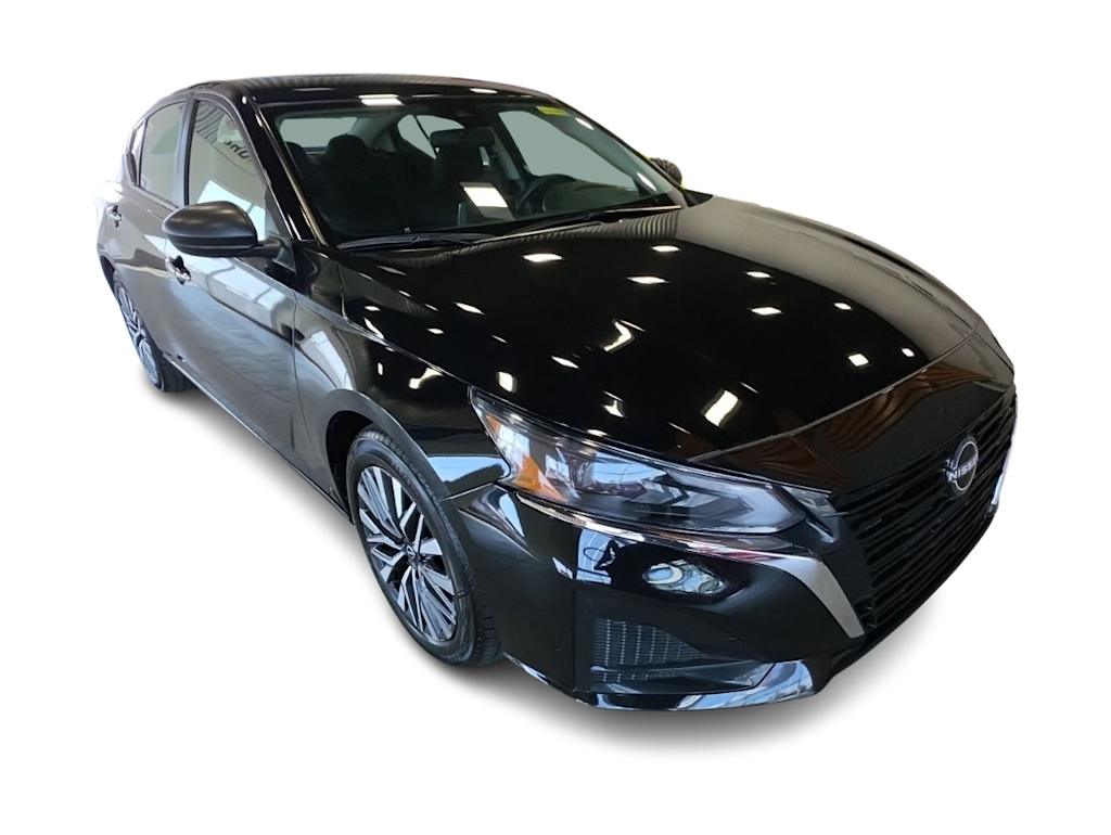 Thumbnail: 2025 Nissan Altima - 15