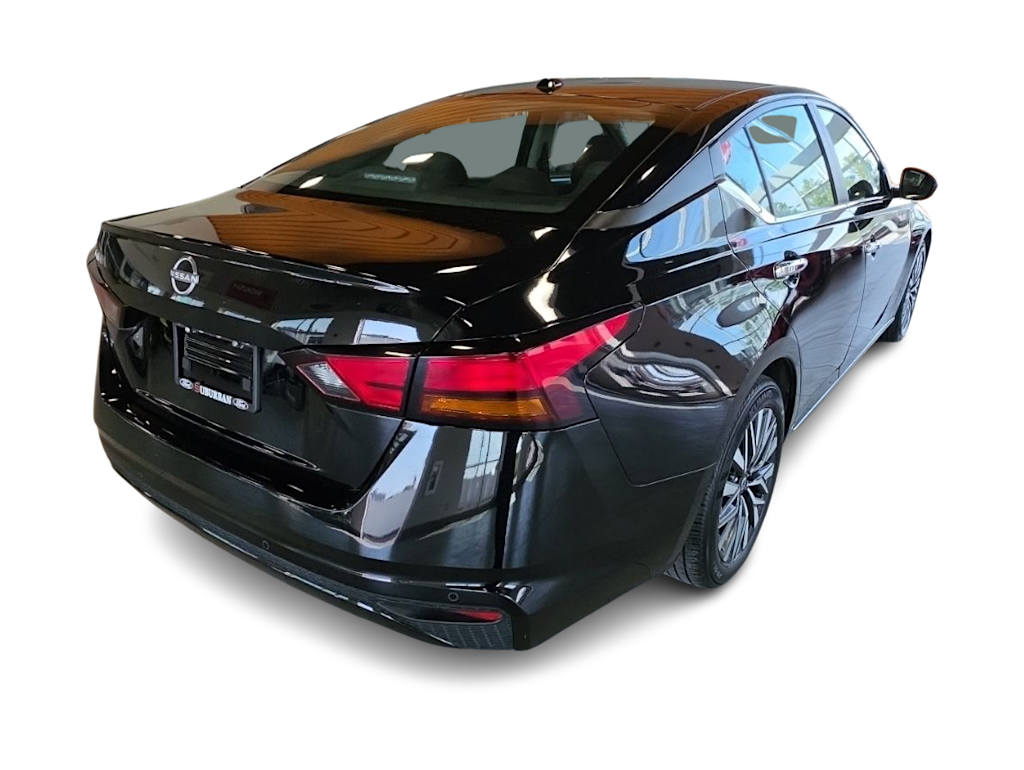 Thumbnail: 2025 Nissan Altima - 19