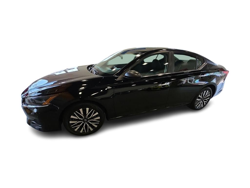 Thumbnail: 2025 Nissan Altima - 24