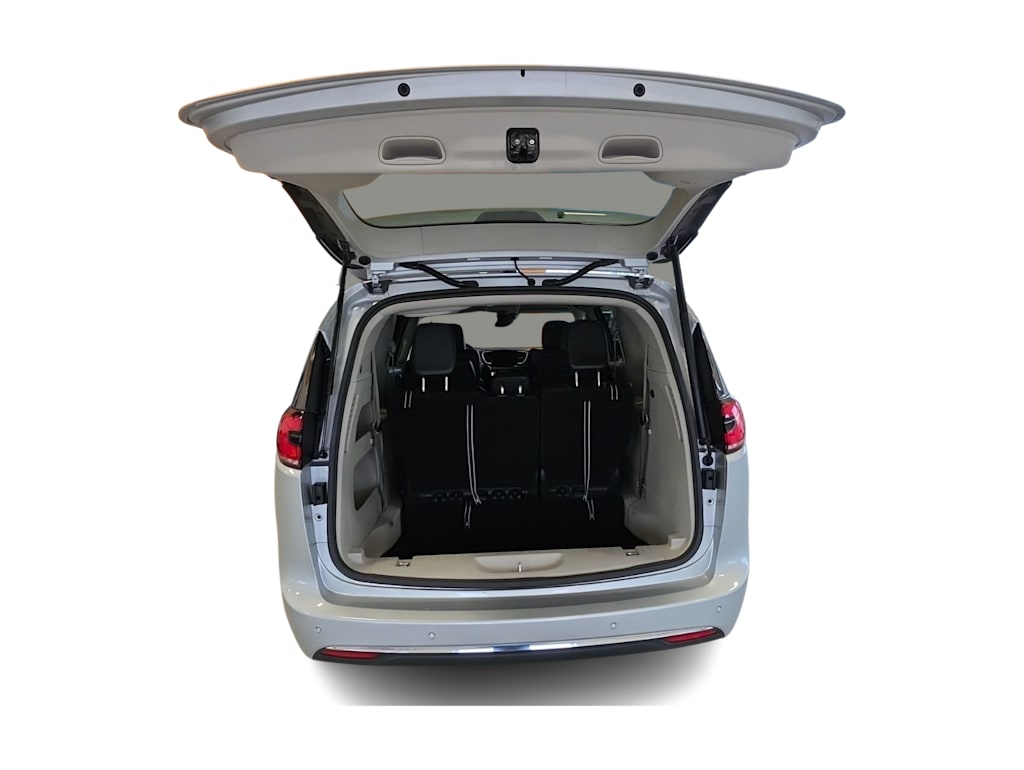 Thumbnail: 2024 Chrysler Pacifica - 11