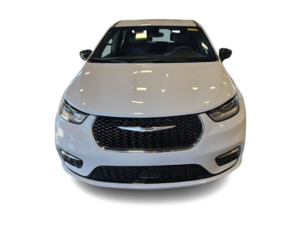 Thumbnail: 2026 Chrysler Pacifica - 6
