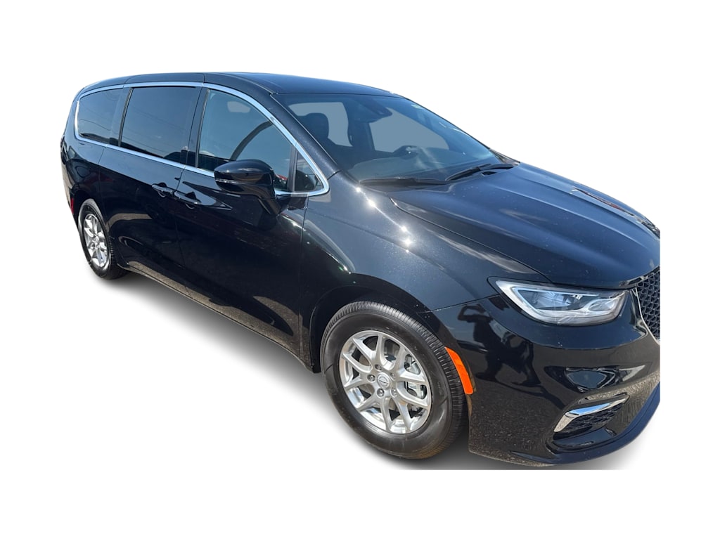Thumbnail: 2026 Chrysler Pacifica - 13