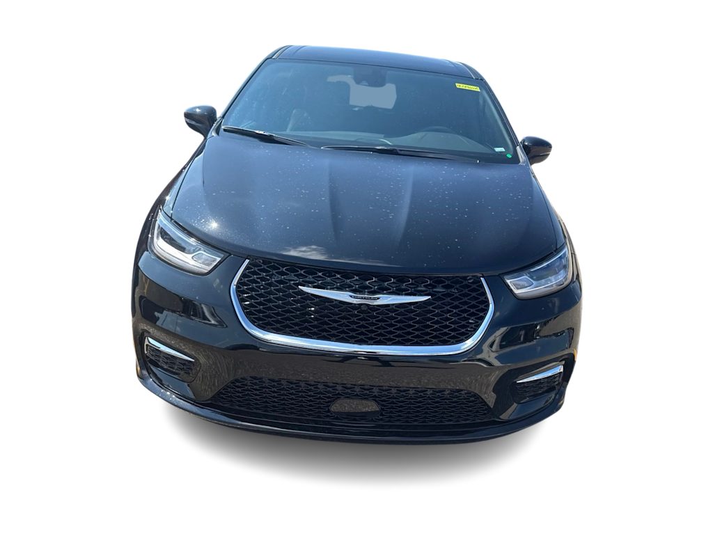Thumbnail: 2026 Chrysler Pacifica - 10