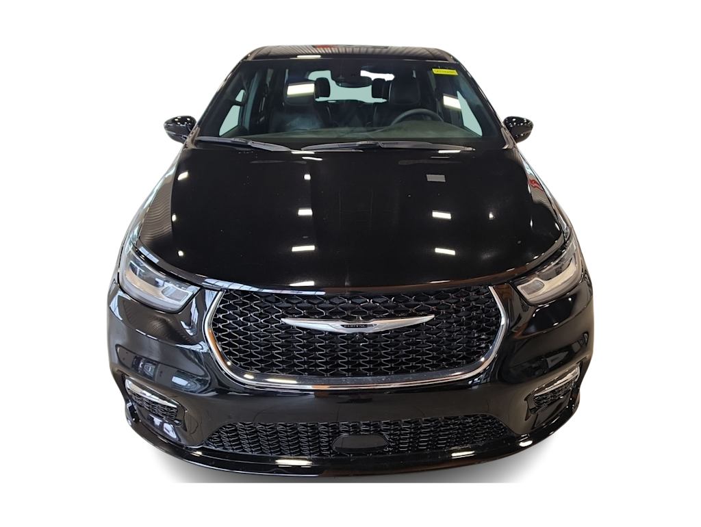 Thumbnail: 2025 Chrysler Pacifica - 13