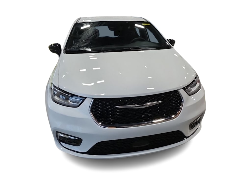 Thumbnail: 2026 Chrysler Pacifica - 12