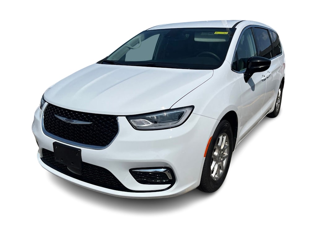 Thumbnail: 2024 Chrysler Pacifica - 12