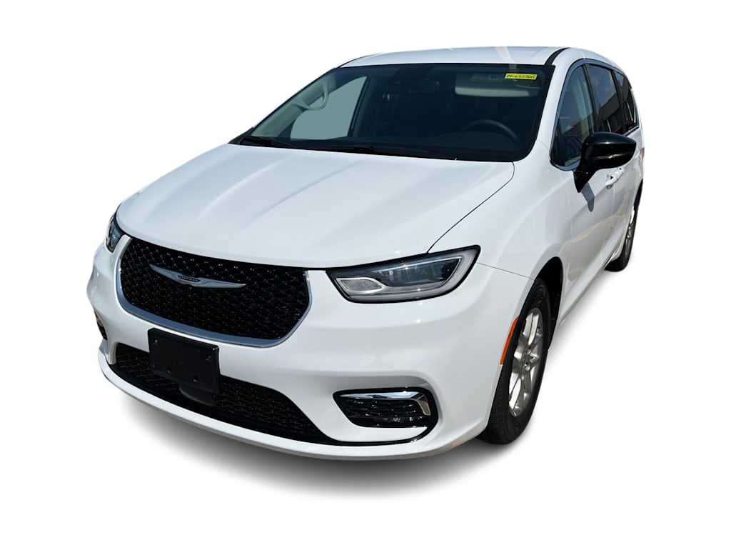 Thumbnail: 2024 Chrysler Pacifica - 13