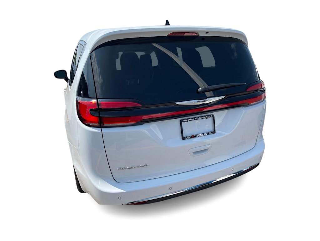 Thumbnail: 2024 Chrysler Pacifica - 4