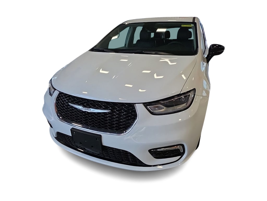 Thumbnail: 2024 Chrysler Pacifica - 5