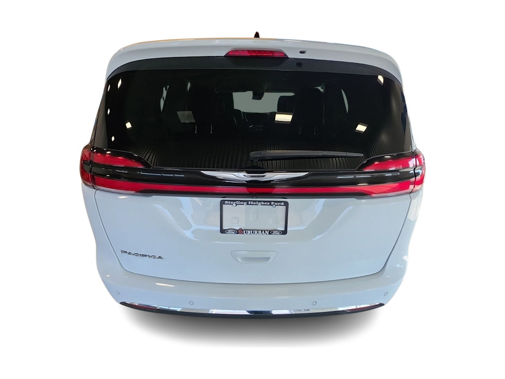 Thumbnail: 2024 Chrysler Pacifica - 4