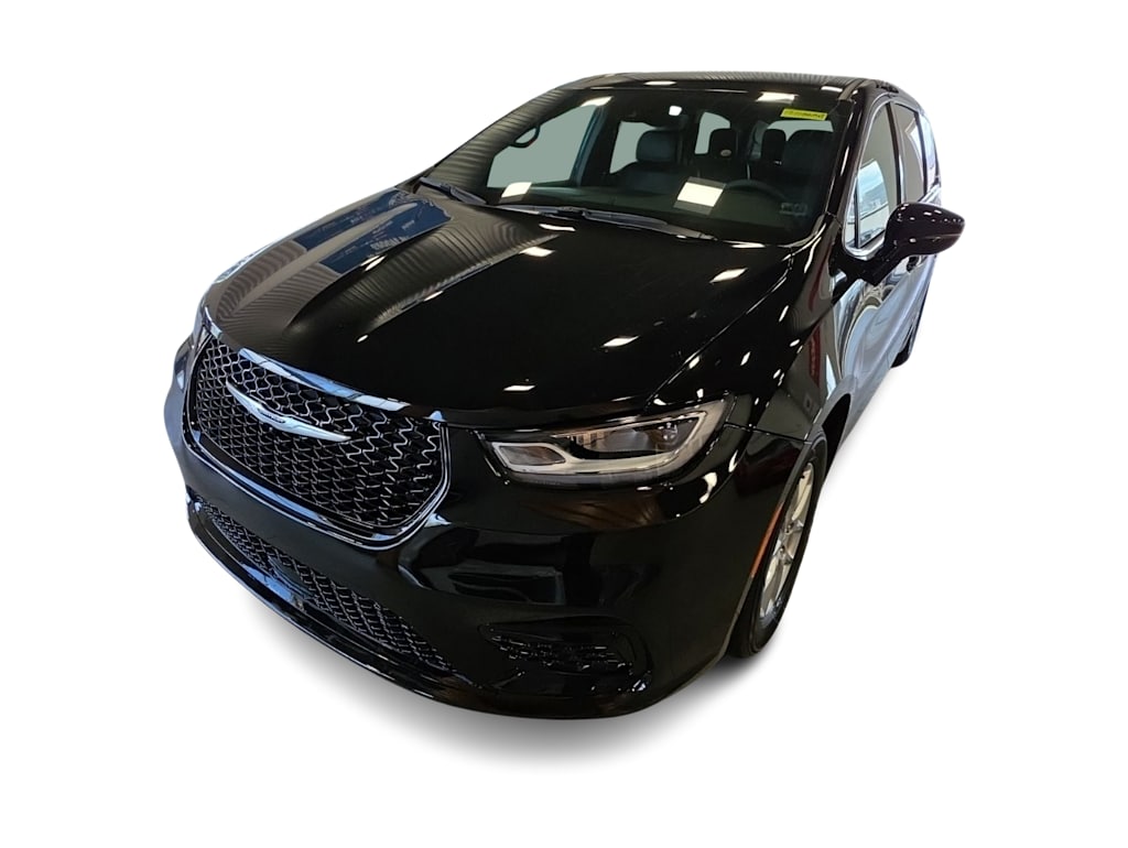 Thumbnail: 2026 Chrysler Pacifica - 13