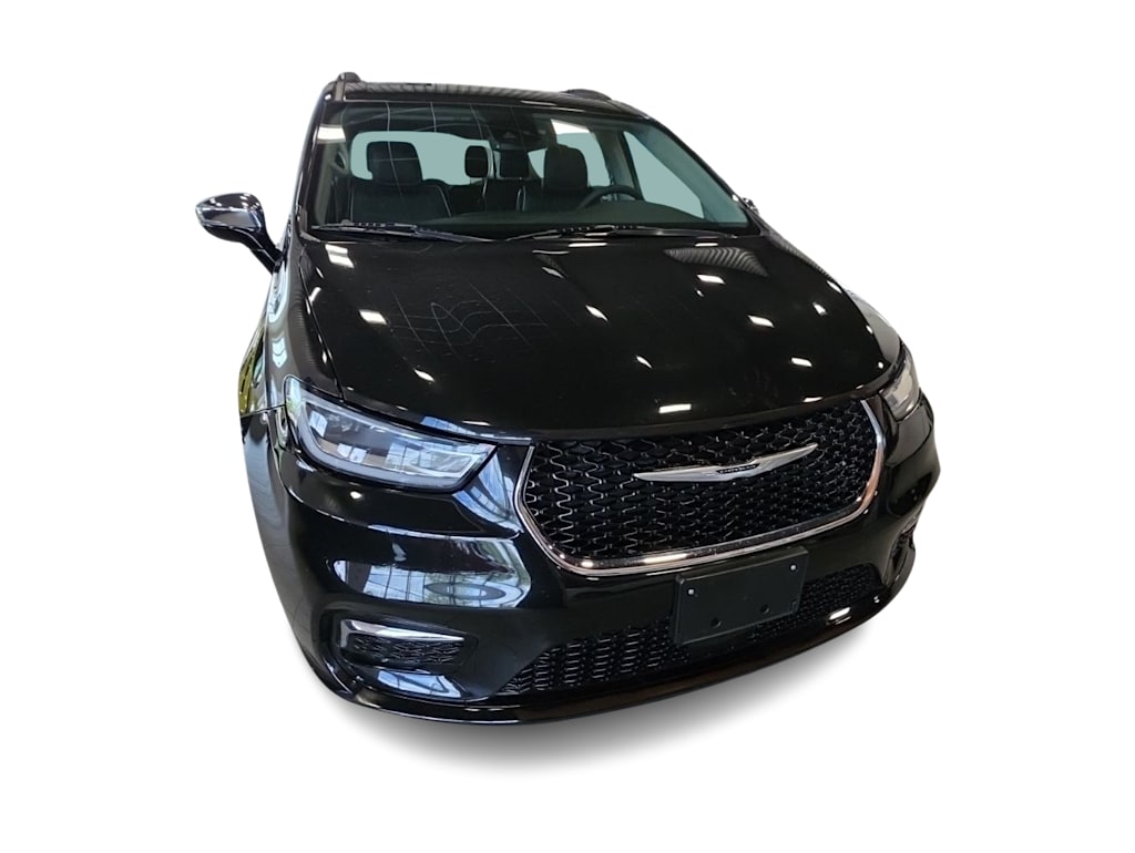 Thumbnail: 2023 Chrysler Pacifica - 13