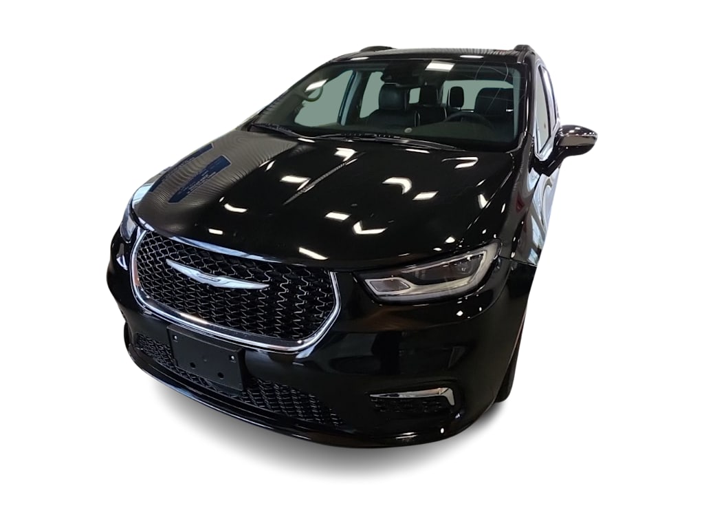 Thumbnail: 2023 Chrysler Pacifica - 12
