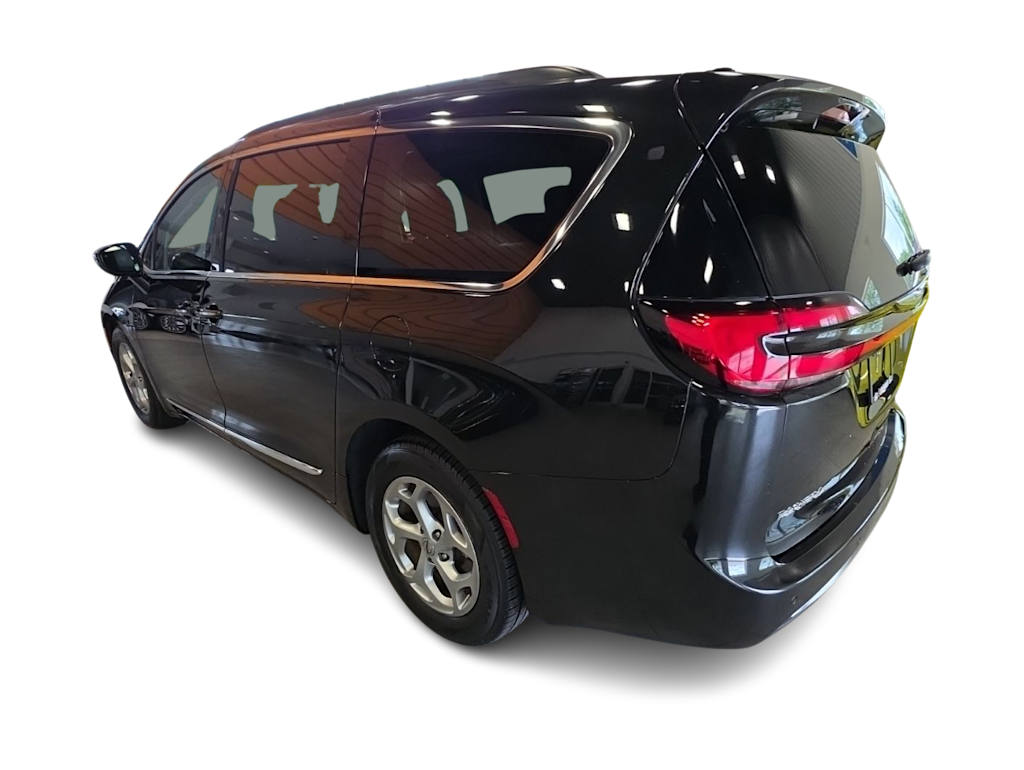 Thumbnail: 2023 Chrysler Pacifica - 20