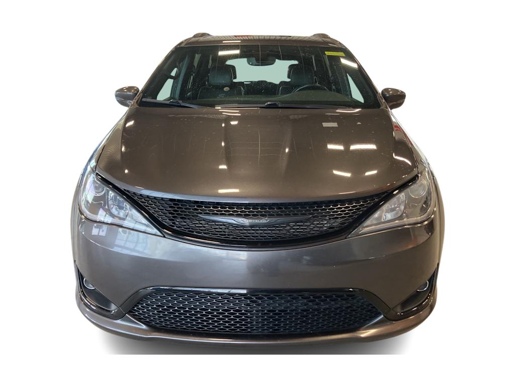 Thumbnail: 2020 Chrysler Pacifica - 6