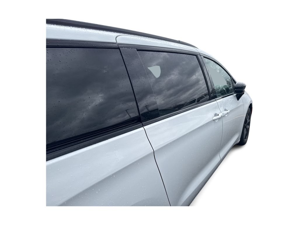 Thumbnail: 2025 Chrysler Pacifica - 17