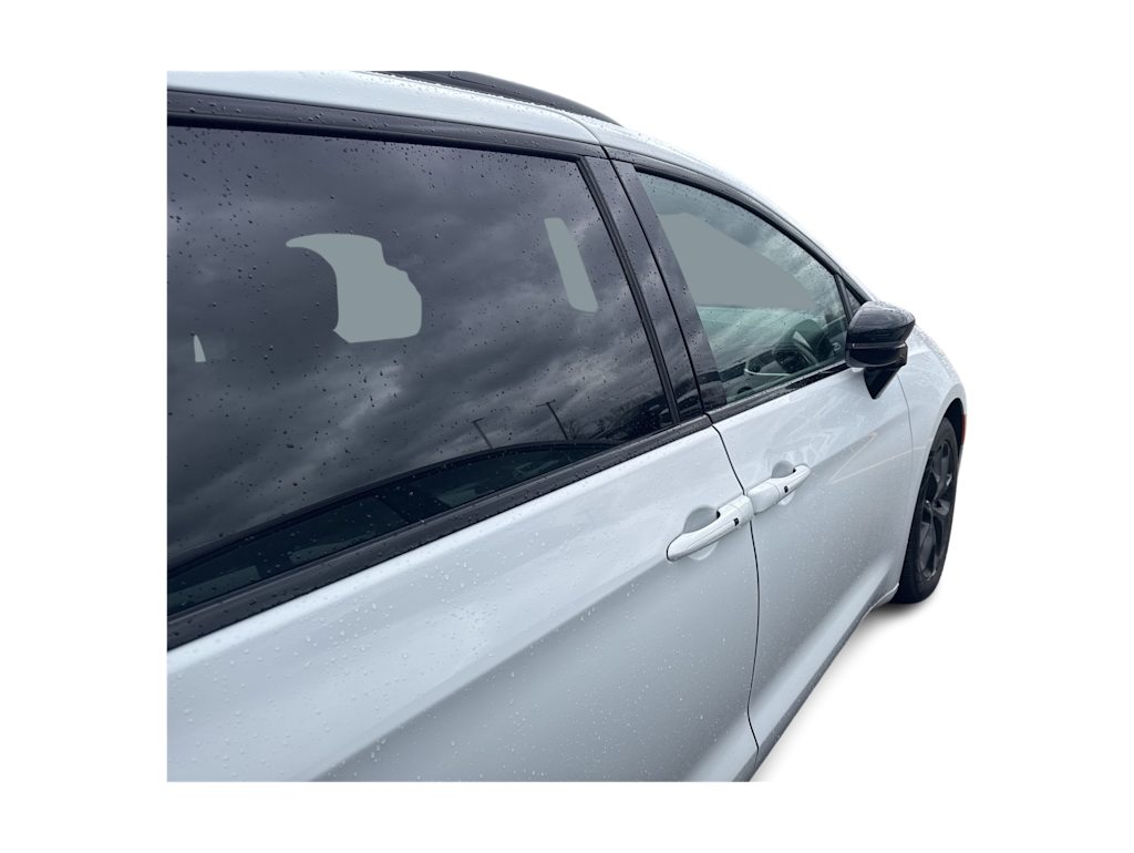 Thumbnail: 2025 Chrysler Pacifica - 16