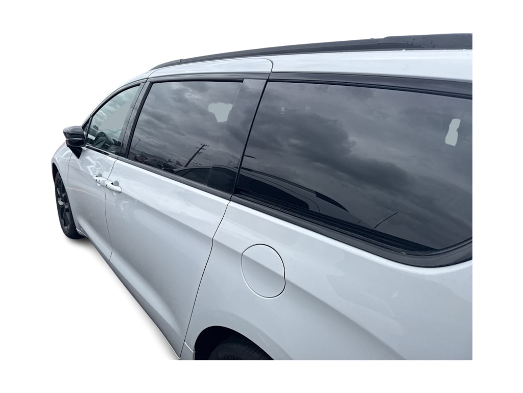 Thumbnail: 2025 Chrysler Pacifica - 21